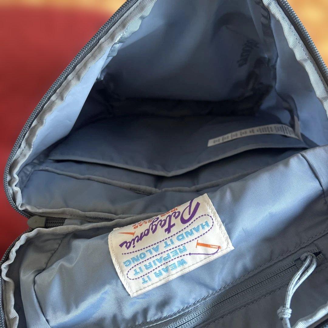 【美品】Patagonia キッズ レフュジート　デイパック18L 水色