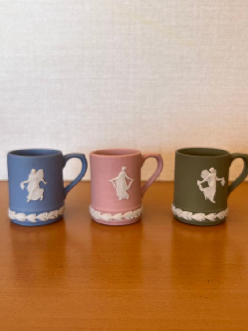 Wedgewoodミニチュアマグカップ3個セット