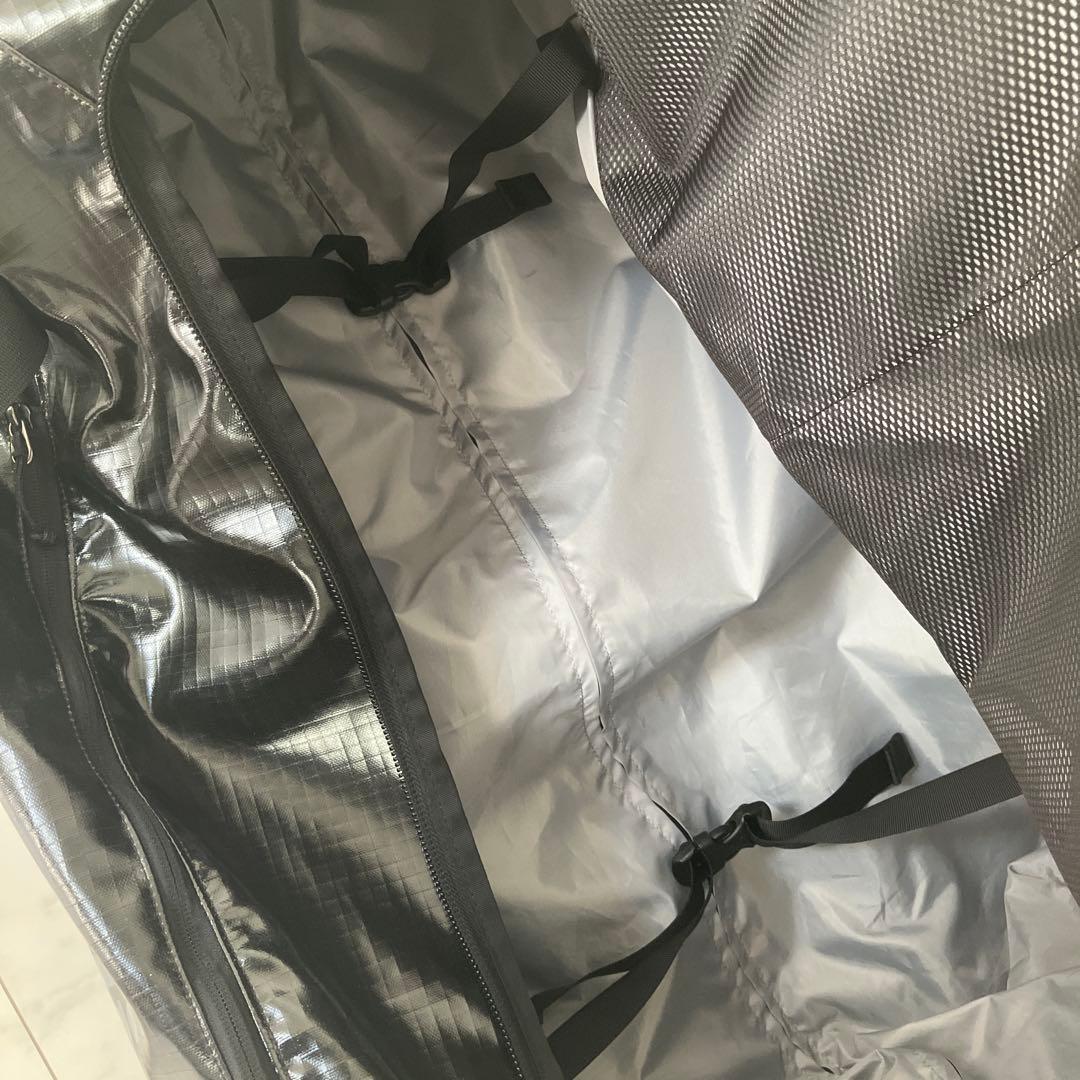 バッグ patagonia Black Hole Wheeled Duffel