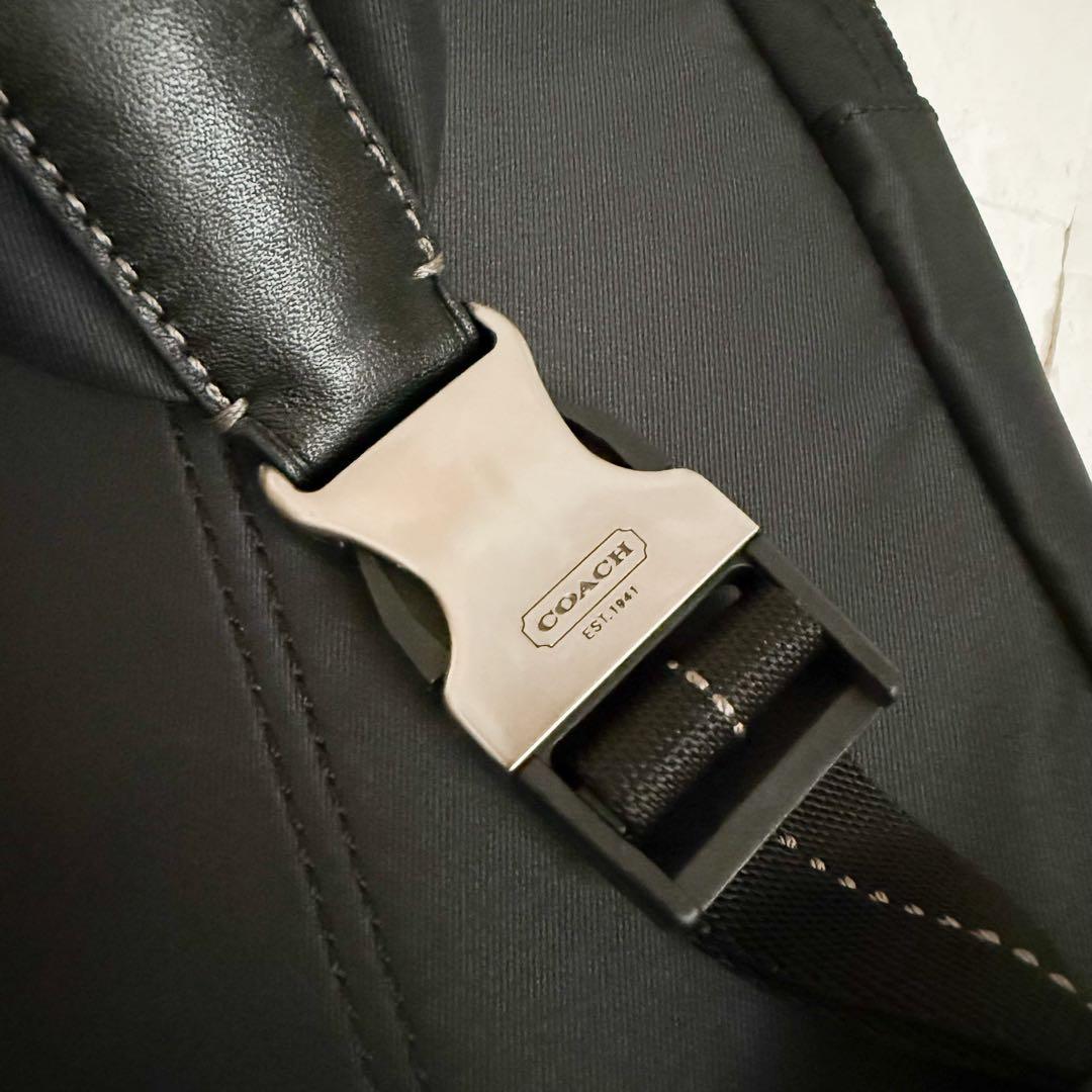 新品級COACHコーチヴァリック ダッフル バックパック／ボディバッグ ブラック