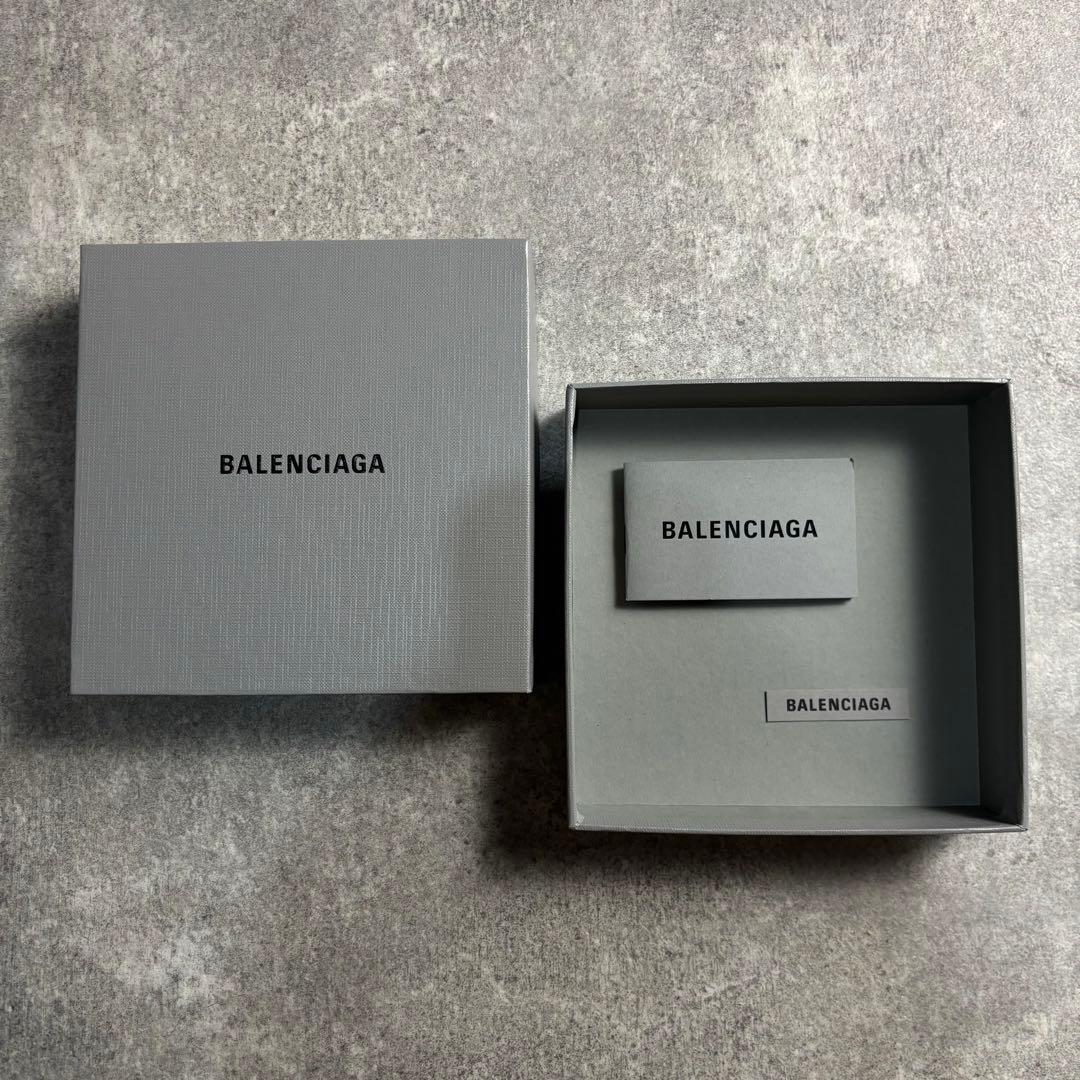 現行モデル BALENCIAGA ベルト BBロゴ マットシルバーバックル