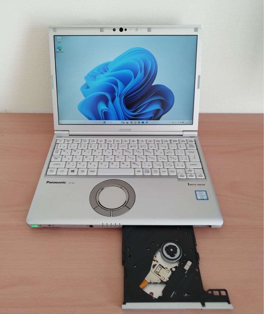 レッツノートSV8 DVD版 i5/8GB/SSD256GB/office付き