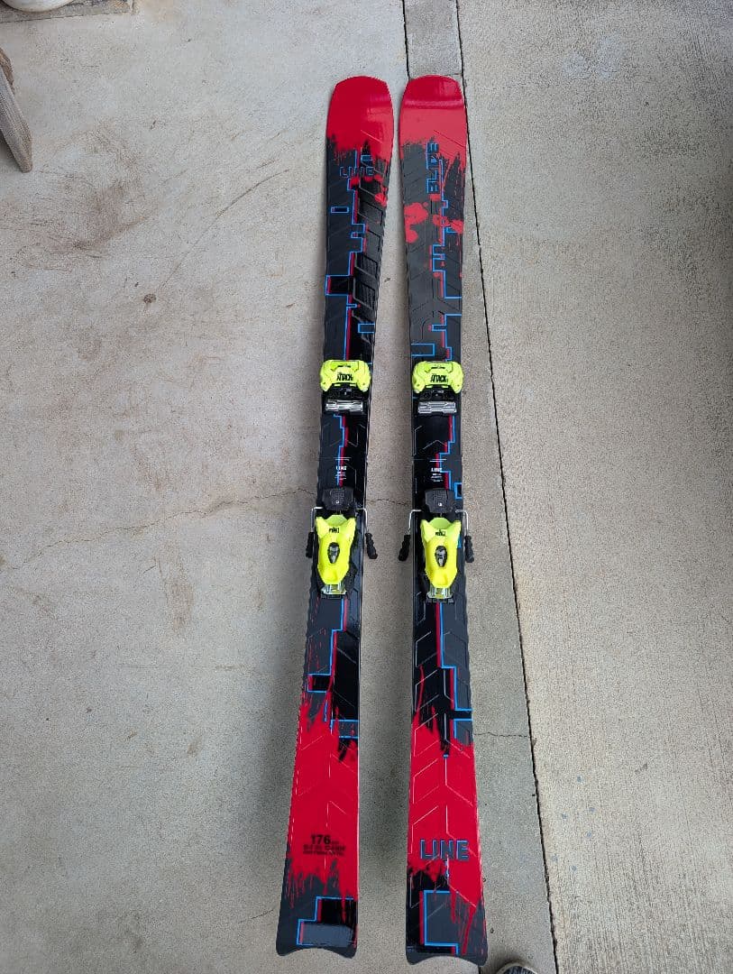 Guchさん専用　LINE BLADE + TYROLIA ATTACK11GW