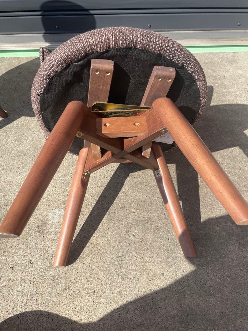 【極美品】2脚セット　不二貿易 ダイニングチェア クラム　ファブリック 回転式