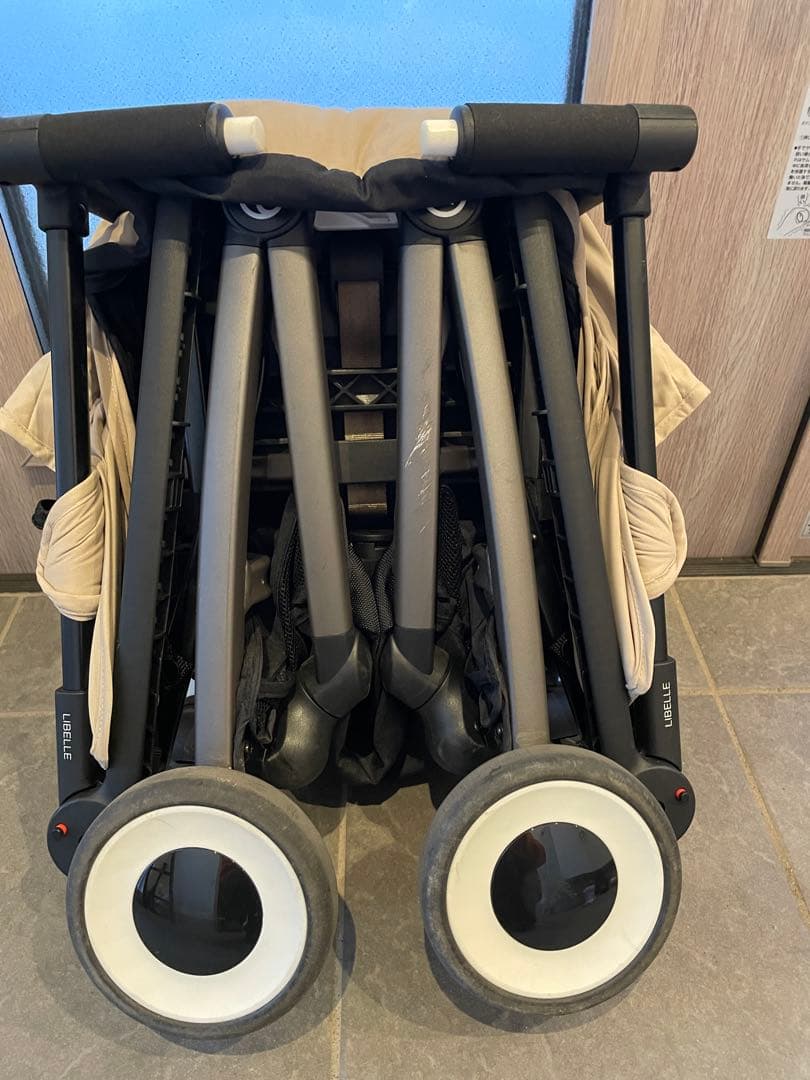 Cybex ベージュ サイベックスリベラ