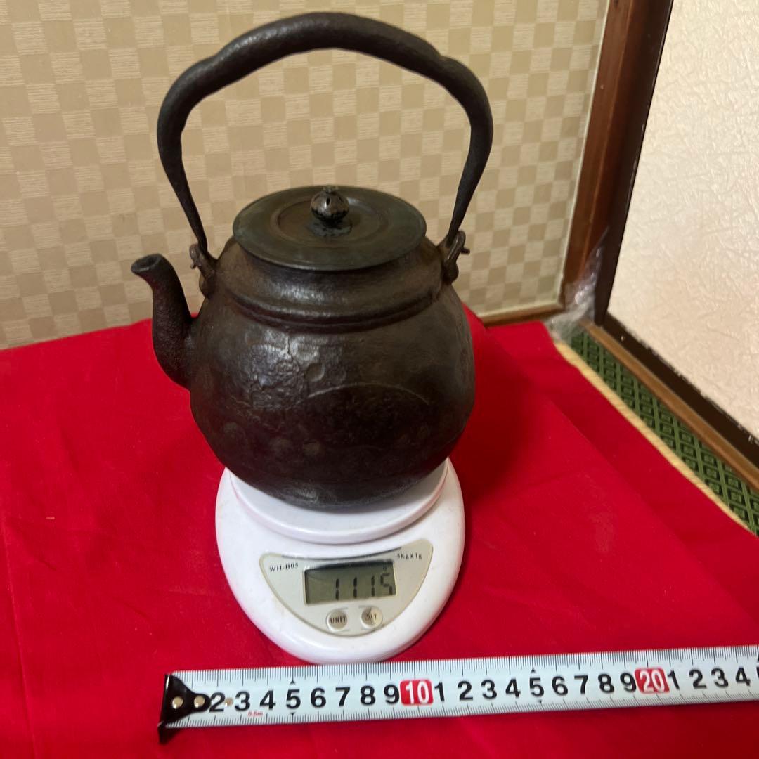 江戸時代　小ぶり650cc 棗形　鉄瓶　斑紫銅蓋龍文堂　煎茶　急須 古美術