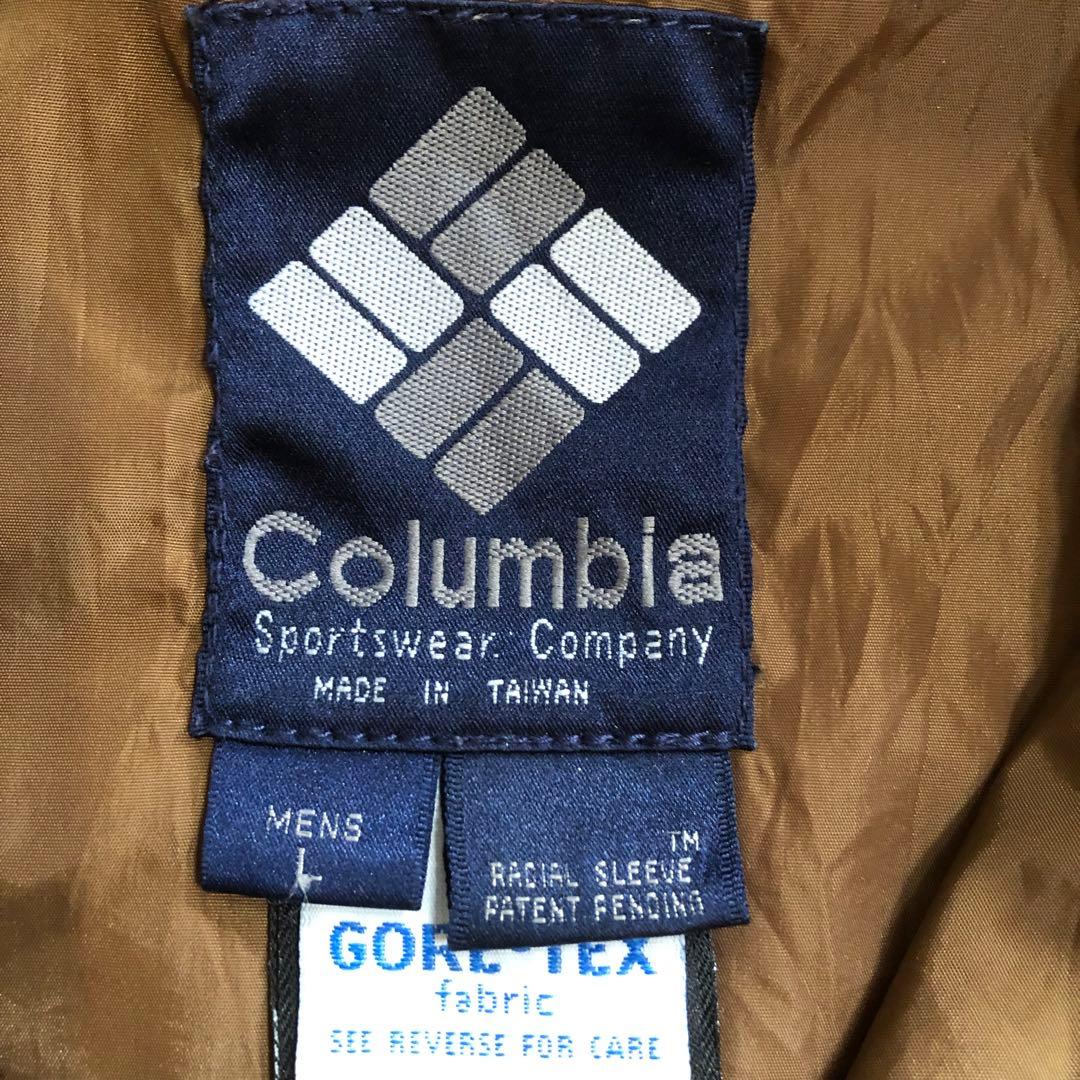 30T7256 Columbia カモフラージュ　マウンテンパーカー　古着