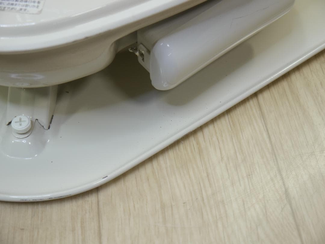 送料込み◆美品★2020年❤コロナ　ホワイト 石油ストーブ 安全ガード付き