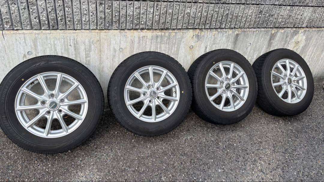BLIZZAK VRX 195/65R15 スタッドレスタイヤホイール4本セット