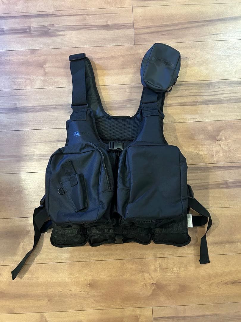 RBB リバレイ　フィッシングベスト ブラック 4ポケット