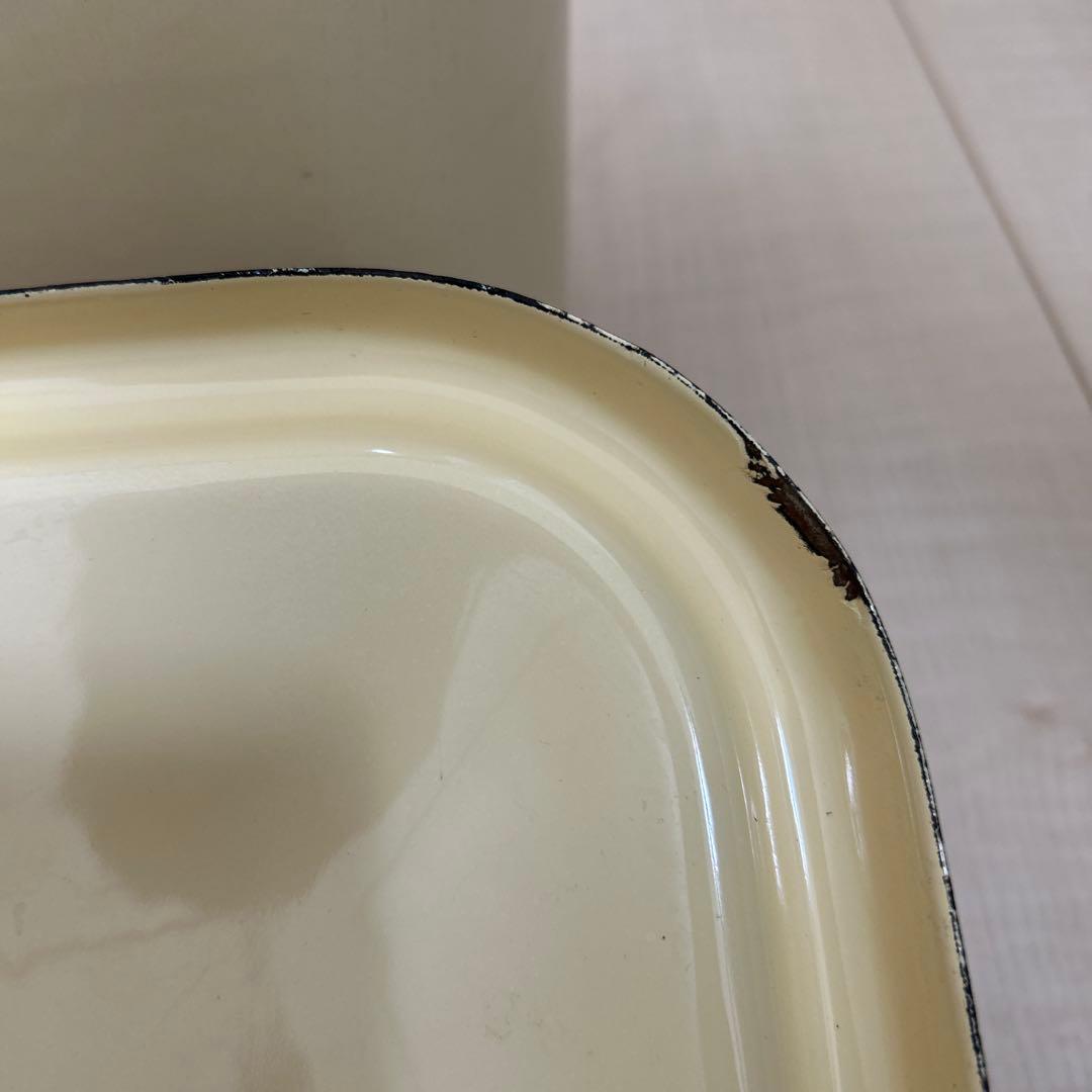 イマン　ホーロー缶　小物入れ　小物収納