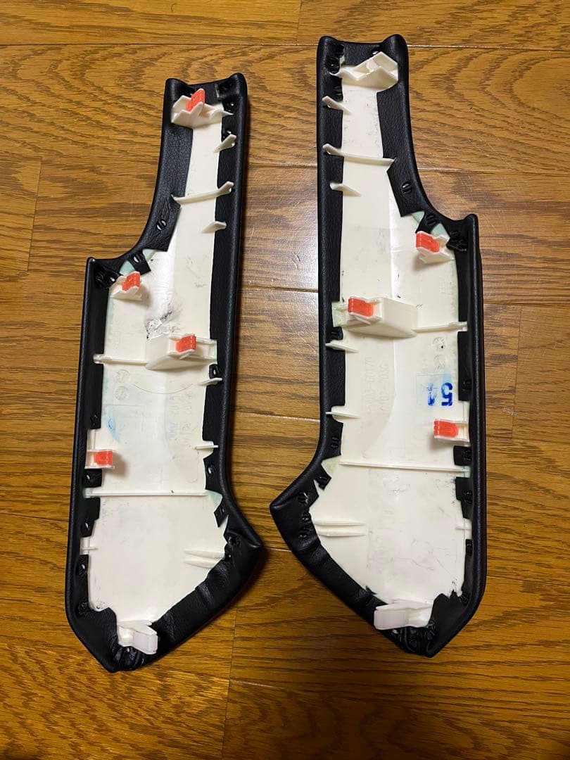 ランドクルーザープラド　150後期　サイドニーパッド　レザー　TX-L