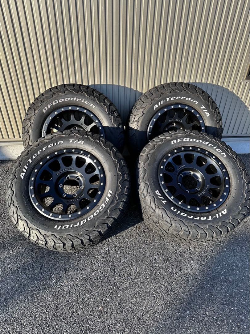 ランドクルーザープラド　ホイール　METHOD RACE WHEELS