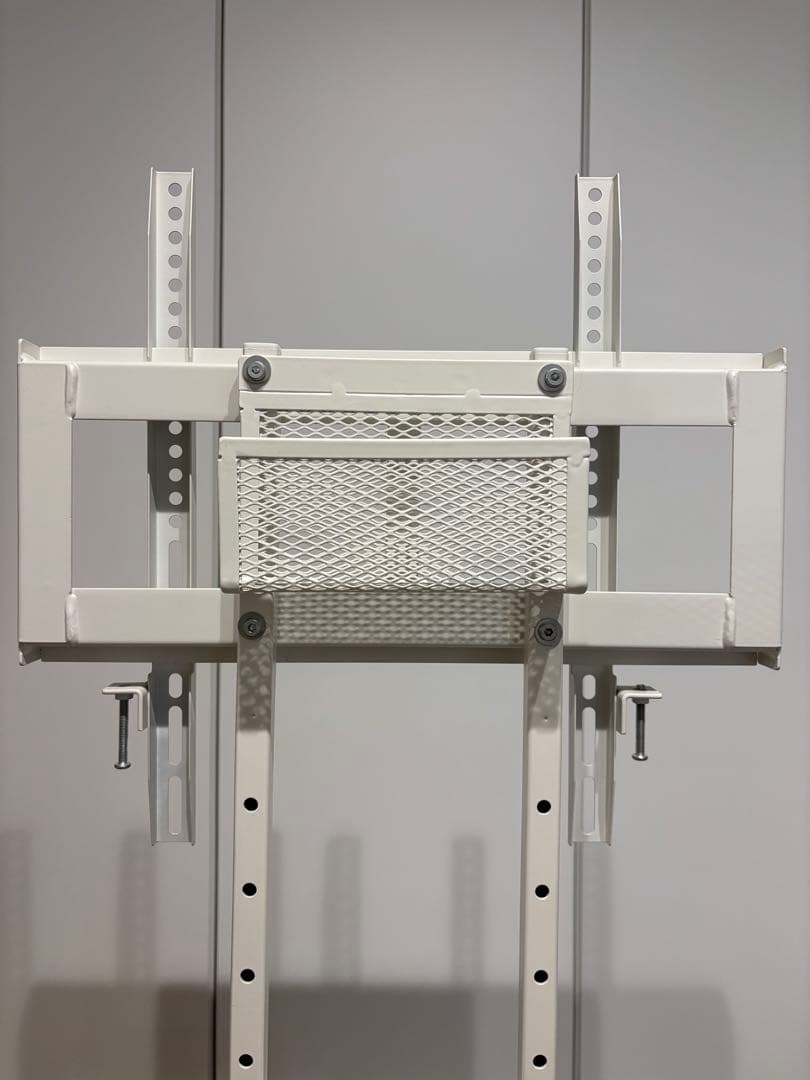 ニトリ　壁寄せテレビスタンド　高さ調整可能