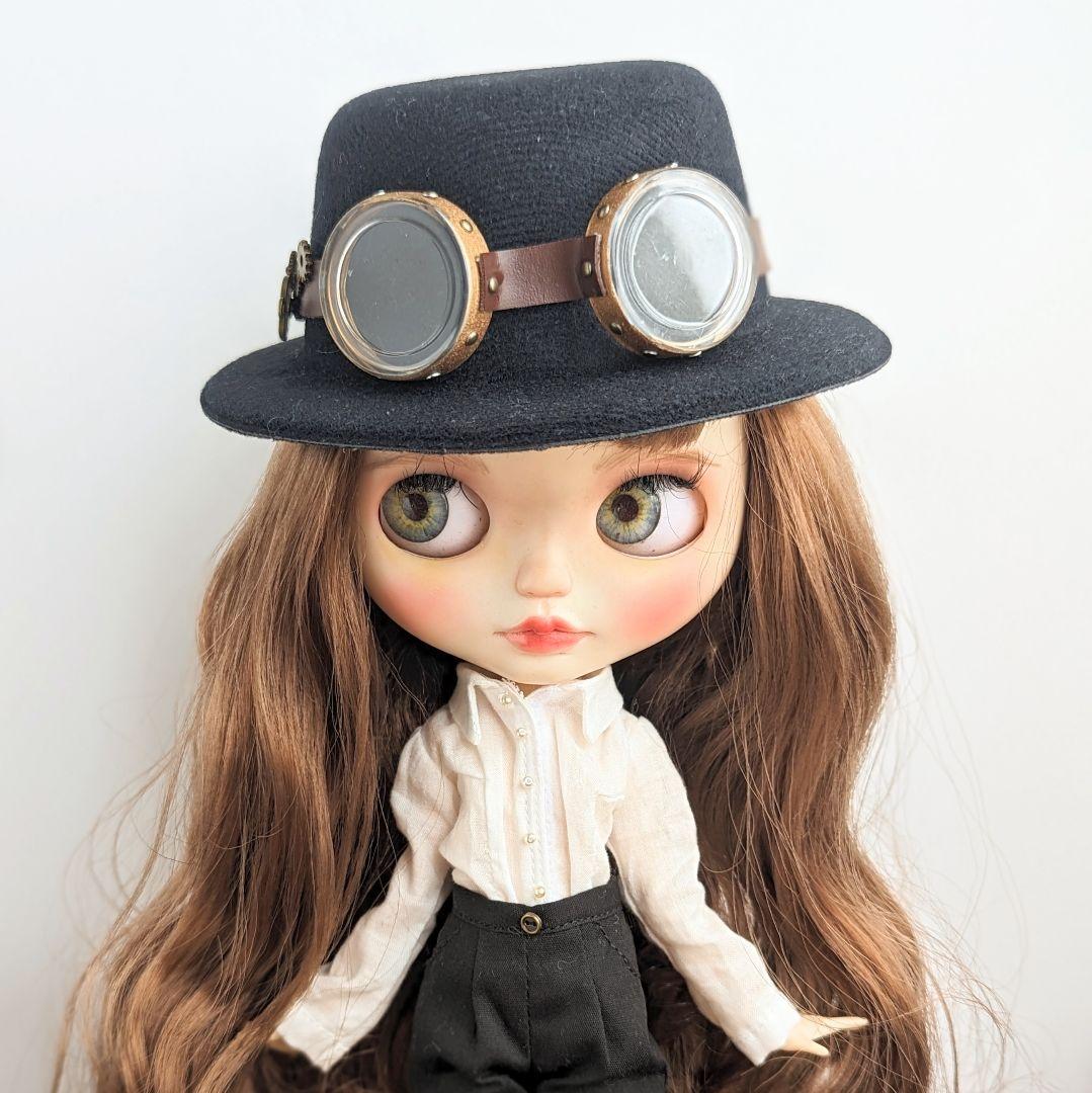 1043※スチームパンク・ゴーグルと歯車モチーフの黒の帽子 ※ブライスアウト