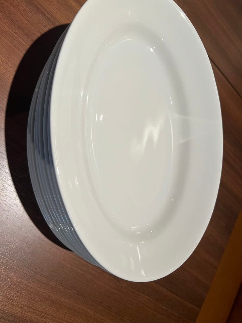 値引きしました。サタルニアチボリ　オーバル　31cm x 20枚