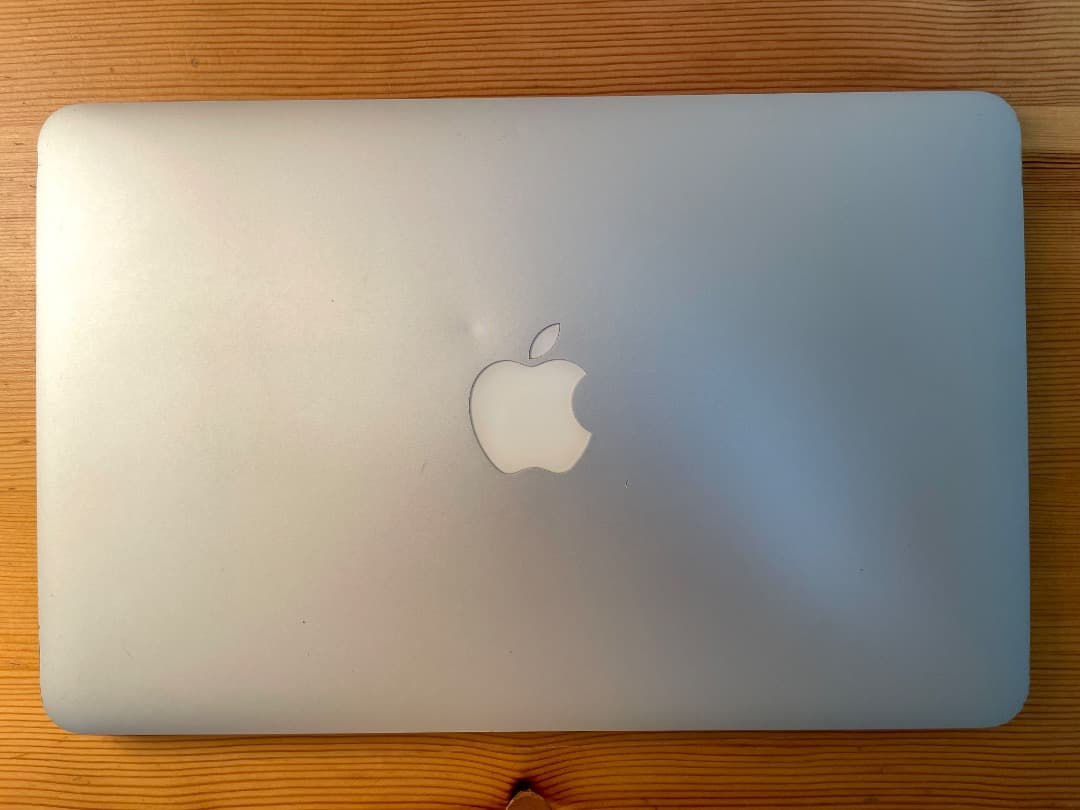 Apple MacBook Air 11インチ, Early 2015 US