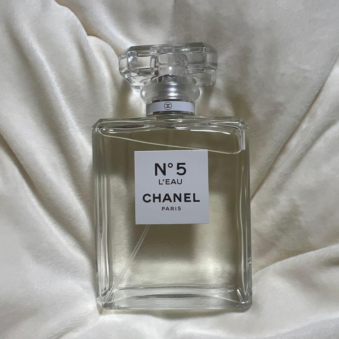 お値下げ中！！【美品】CHANEL N°5 L'EAU オードトワレ 100ml