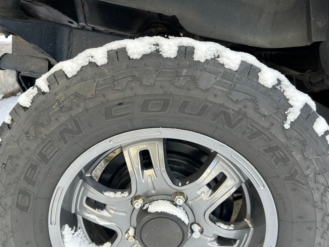 ジムニー用TOYOオープンカントリー 16インチ ホイール付き