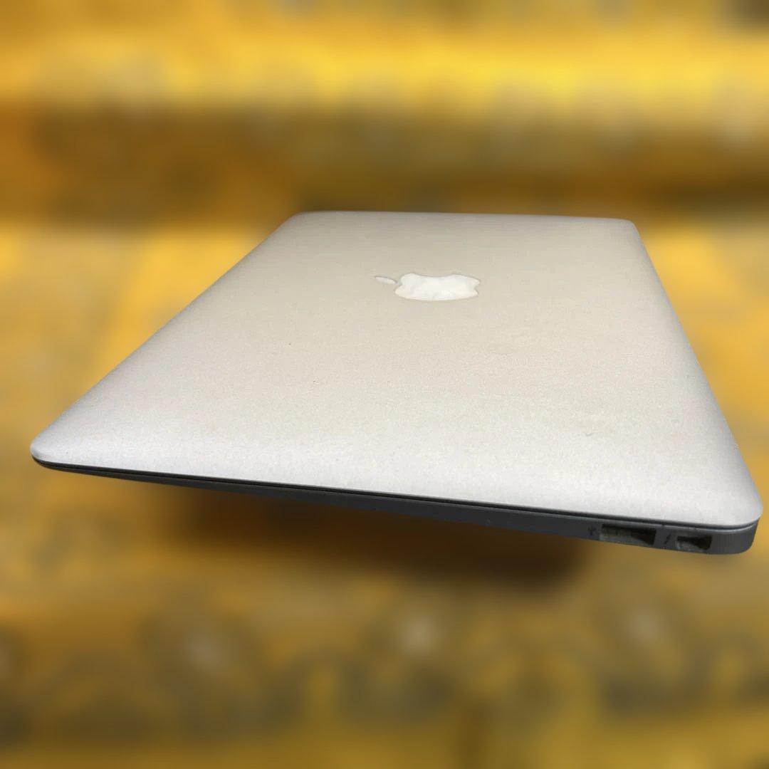macbook air 11インチ(Early2015)