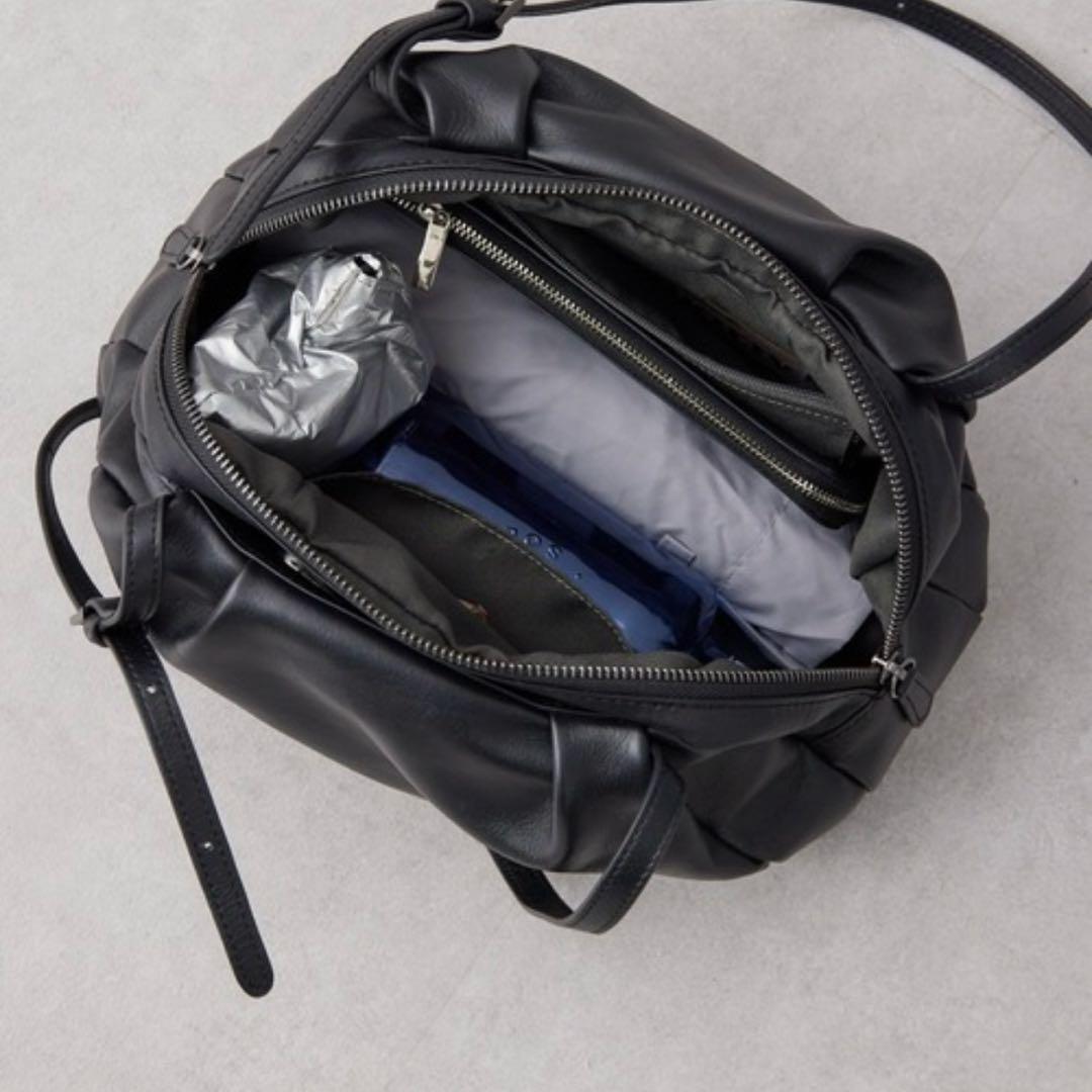 ear PAPILLONNER コロンボストンバック本革　BLACK