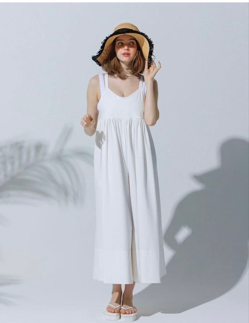 【未使用】ロージーモンスター　フレアシルエットオールインワン　ホワイトS