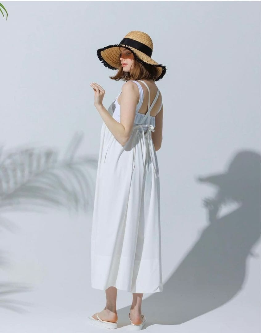 【未使用】ロージーモンスター　フレアシルエットオールインワン　ホワイトS