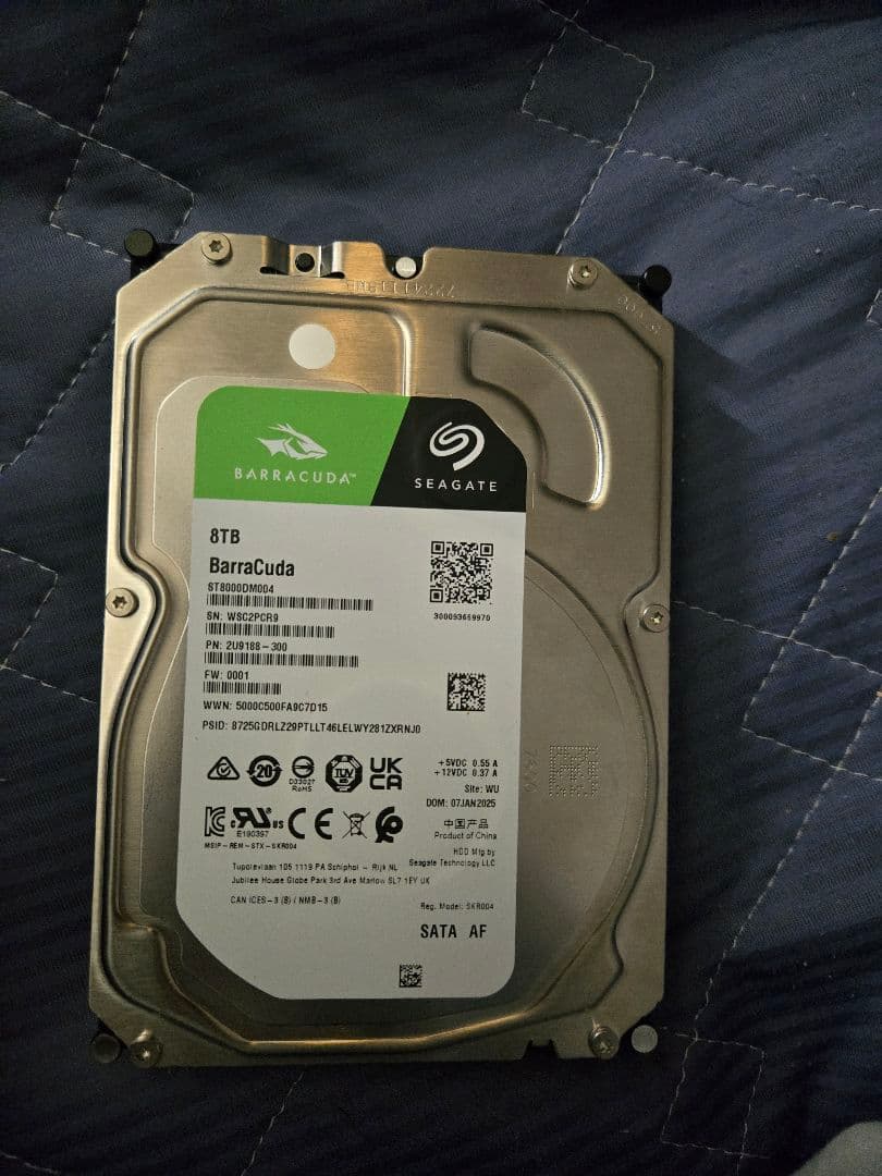 内蔵型ハードディスクドライブ Seagate 8TB HDD ST8000DM004
