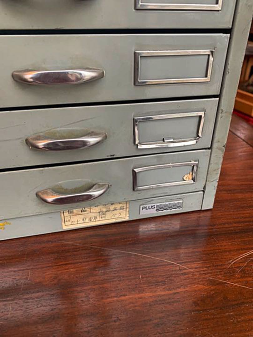 インダストリアル　ヴィンテージ20引出しスチールキャビネット