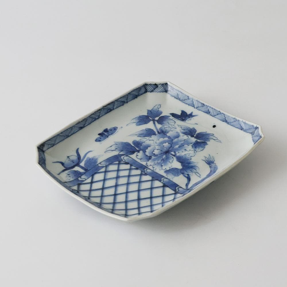 江戸後期幕末 明治時代 古伊万里 有田焼 染付 花蝶図 角切四方皿 時代箱黄布