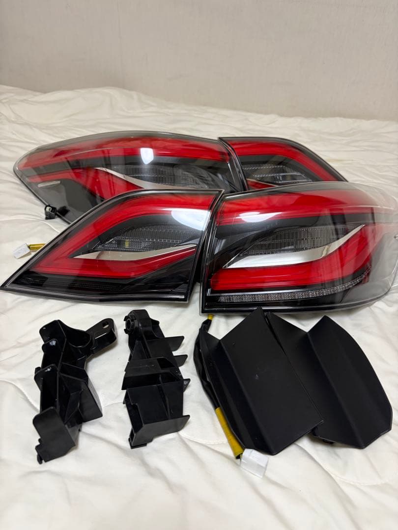 220クラウンrs シーケンシャルテールランプ