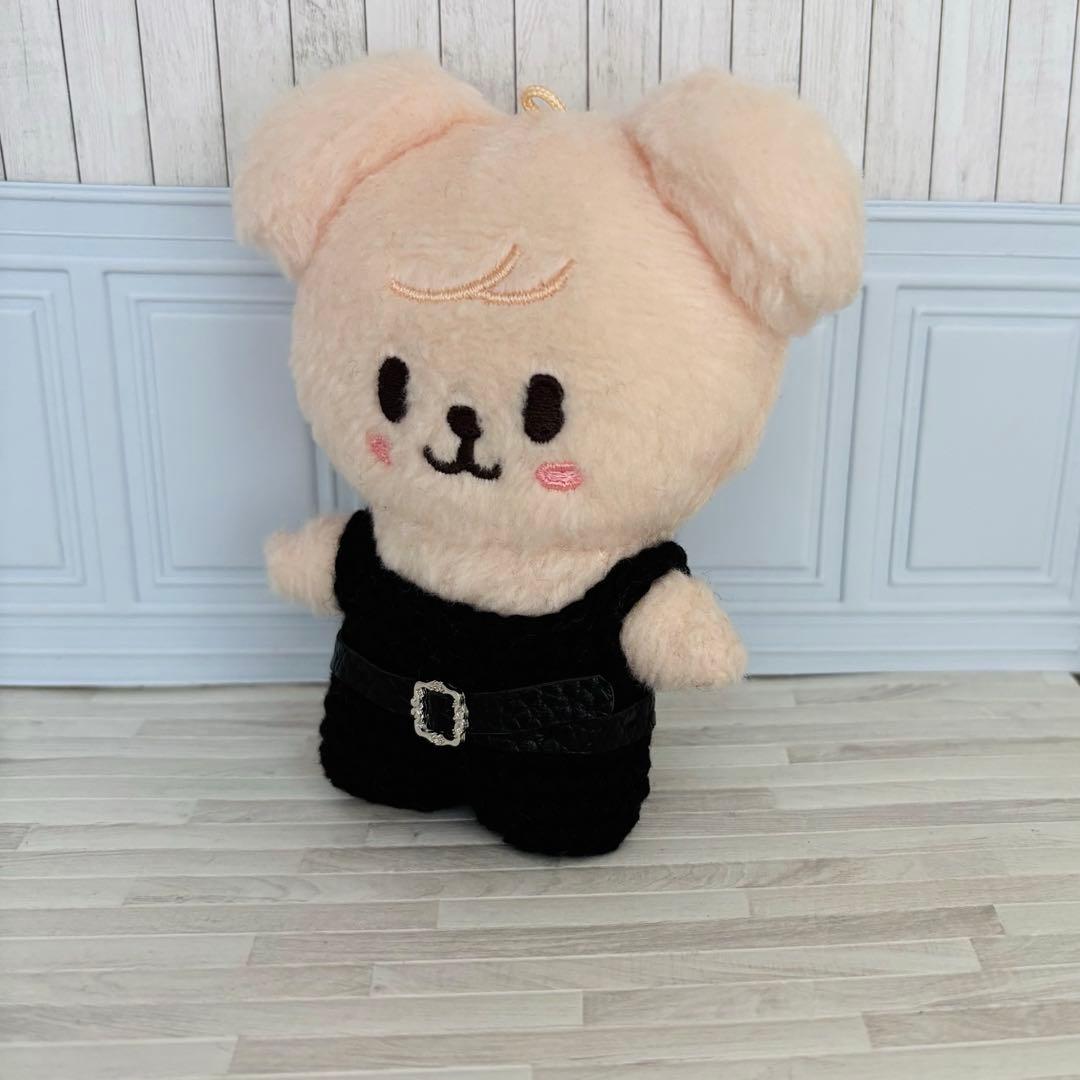 ⭐️終了skzoo 10cmぬい用　スンミン　ジャケット　サロペット　マフラー