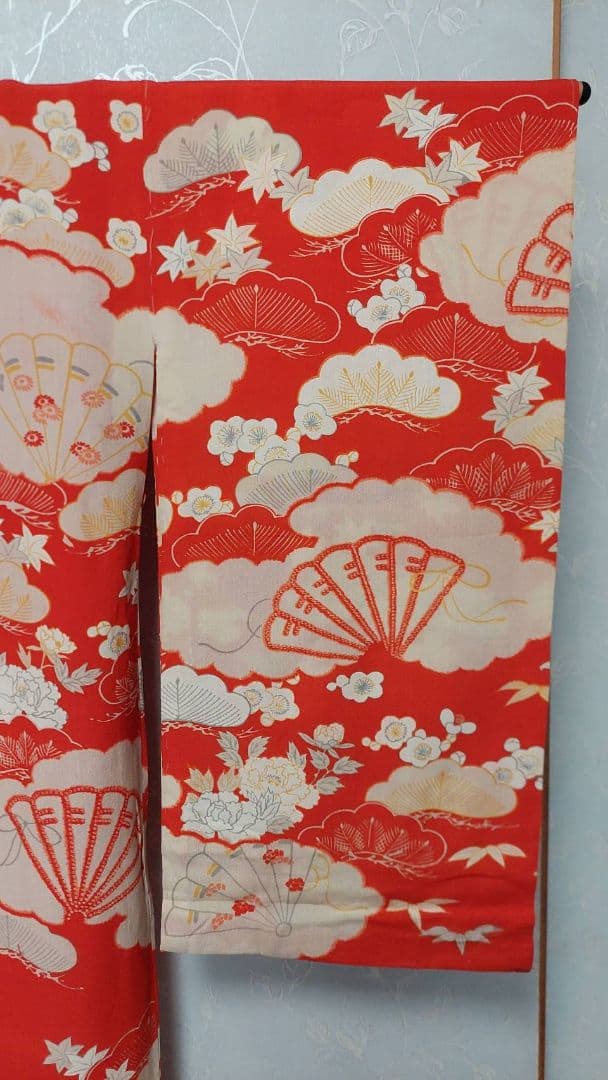 NA193アンティーク着物豪華金刺繍しつけ糸付き着丈128センチ裄丈60センチ