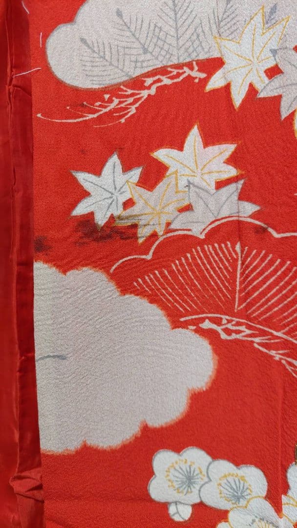 NA193アンティーク着物豪華金刺繍しつけ糸付き着丈128センチ裄丈60センチ