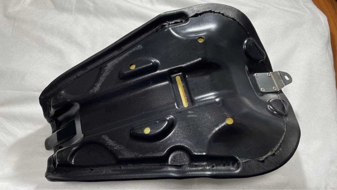 あ*る様 BILTWELL　CHAMPIONシート　バーチカルタックロール　ソロ