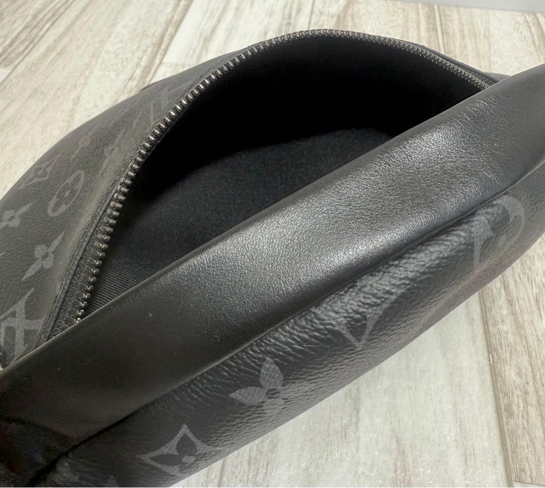 定価30.6万☆ルイヴィトン モノグラムエクリプスディスカバリーバムバッグPM