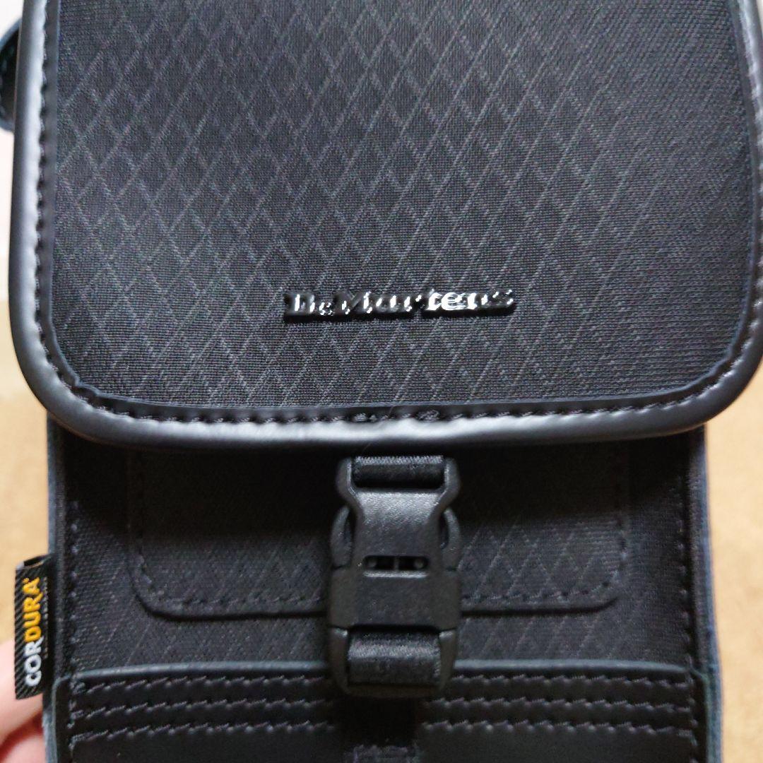 Dr.Martens ドクターマーチン ミニショルダーポーチ【国内正規品】