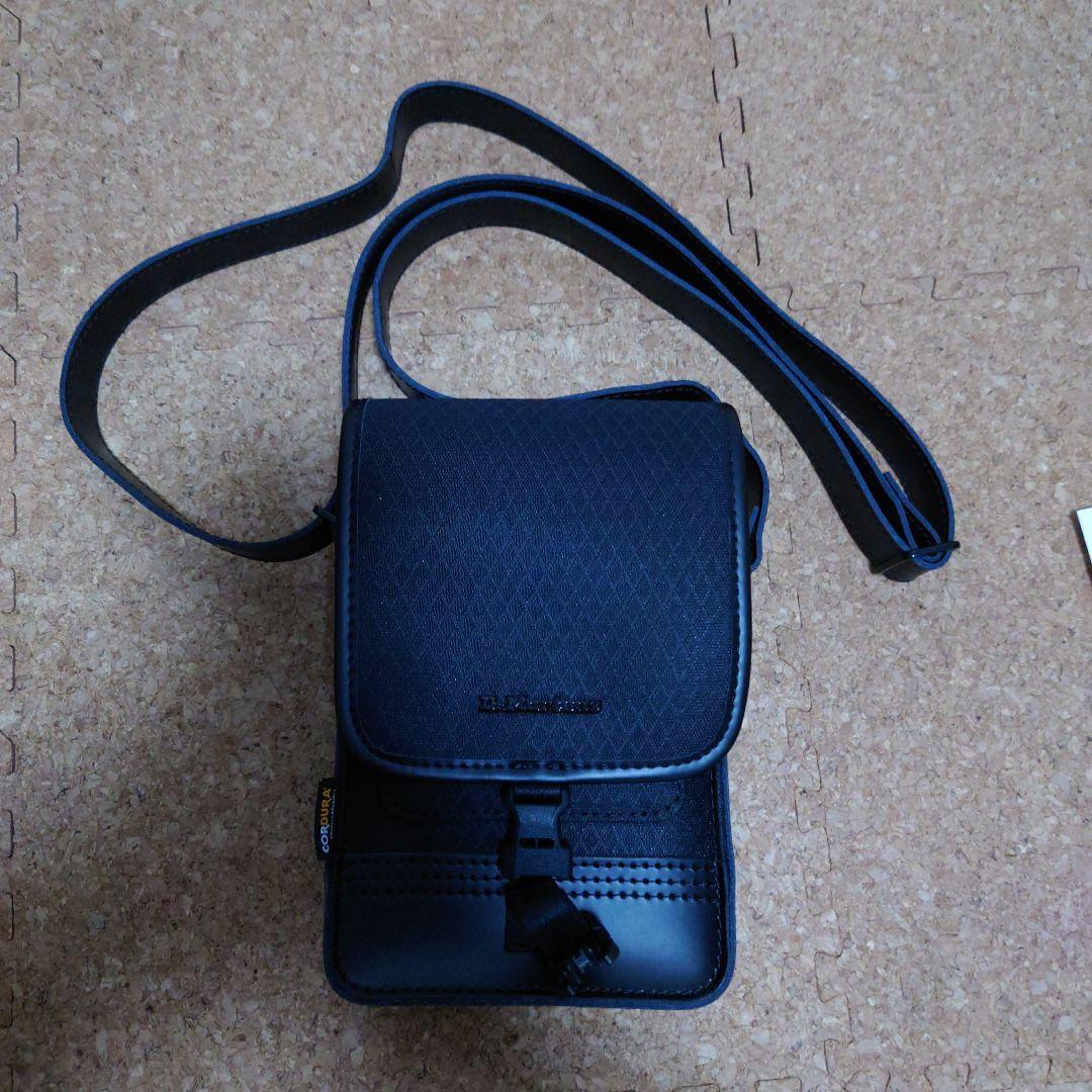 Dr.Martens ドクターマーチン ミニショルダーポーチ【国内正規品】