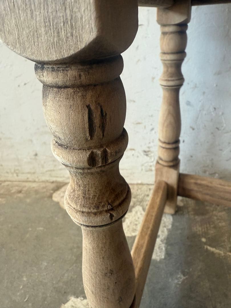 ビンテージ　サイドテーブル ベッドサイドテーブル　大