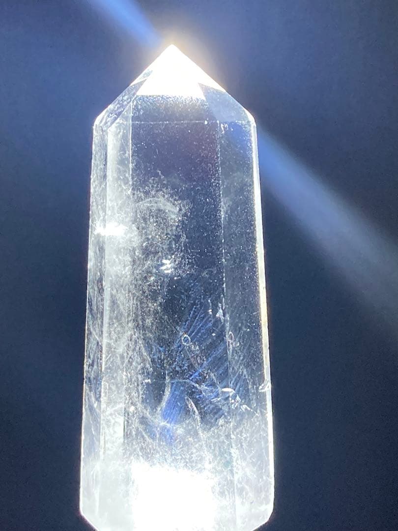 エンジェルラダークォーツ　天然水晶ポイント　原石　鉱物　置物パワーストーン