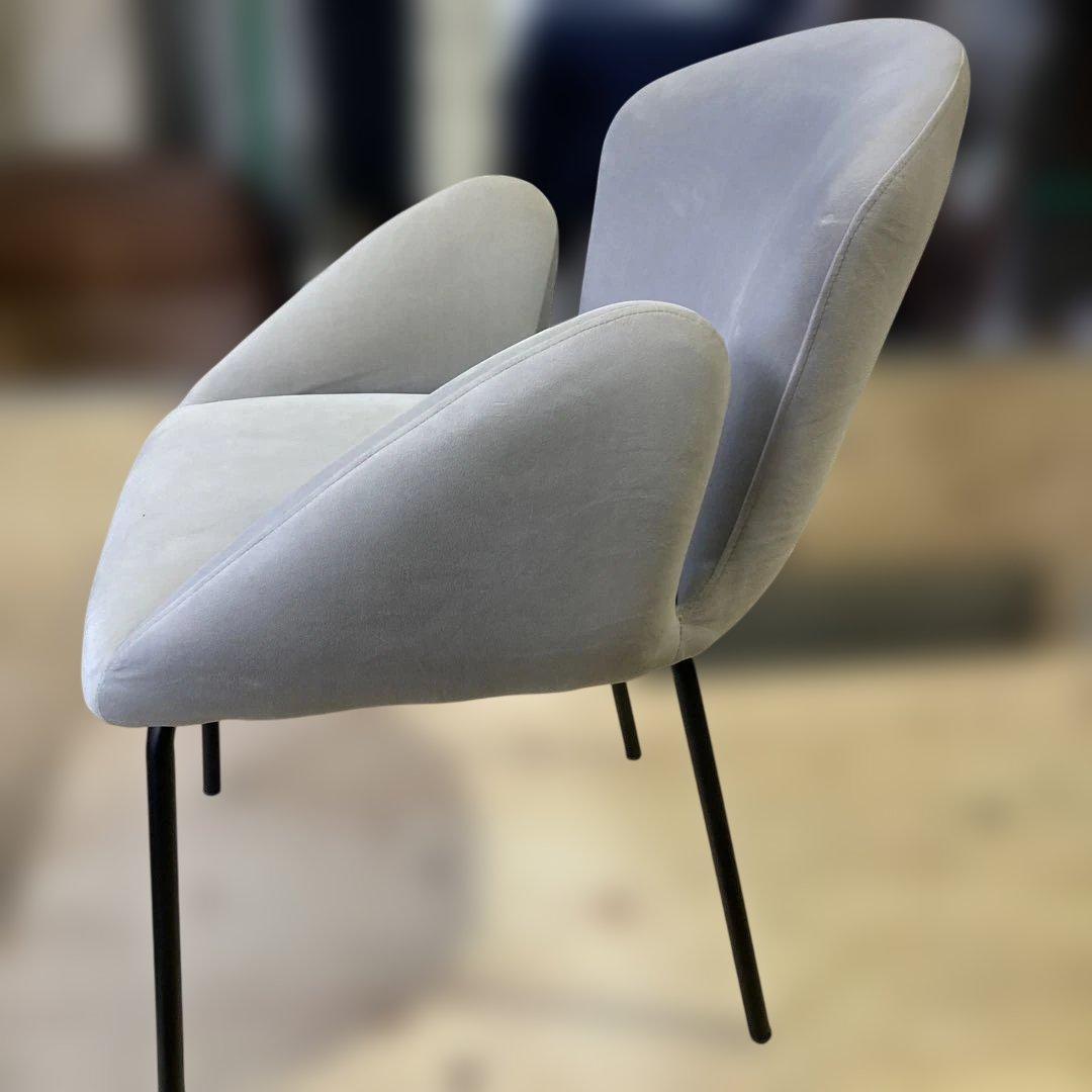 モーダ・エン・カーサのチューリップチェア（TULIP chair）アイスカラー①