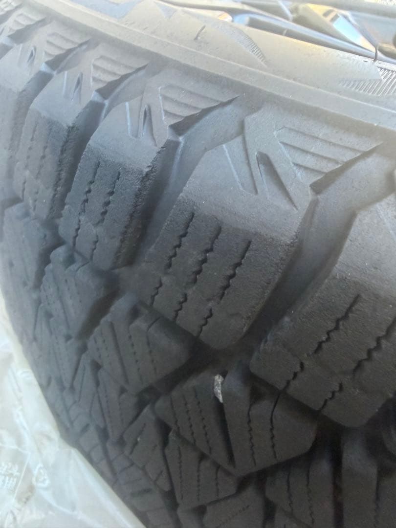 スバル 18インチ スタッドレスタイヤセット　フォレスター STI