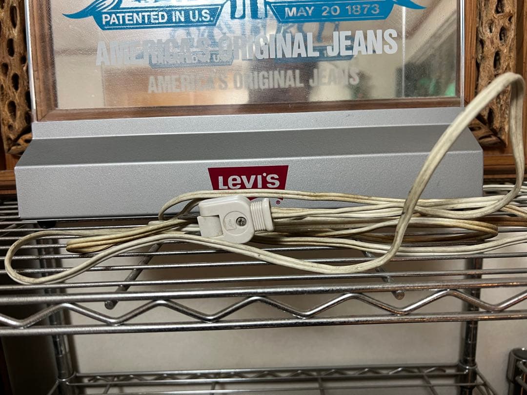 Levi's アクリルライト