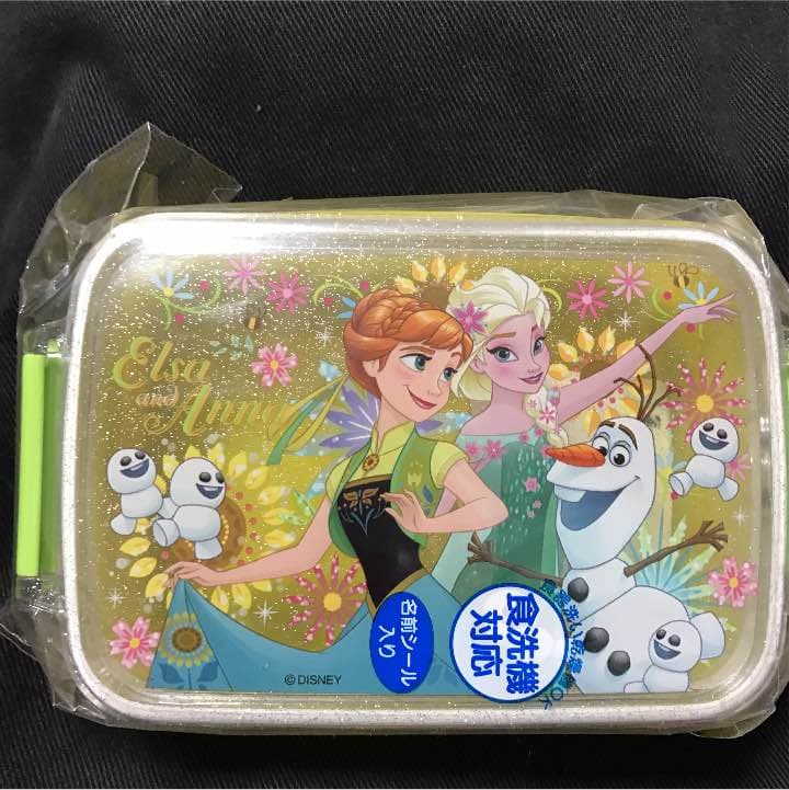 アナ雪お弁当箱