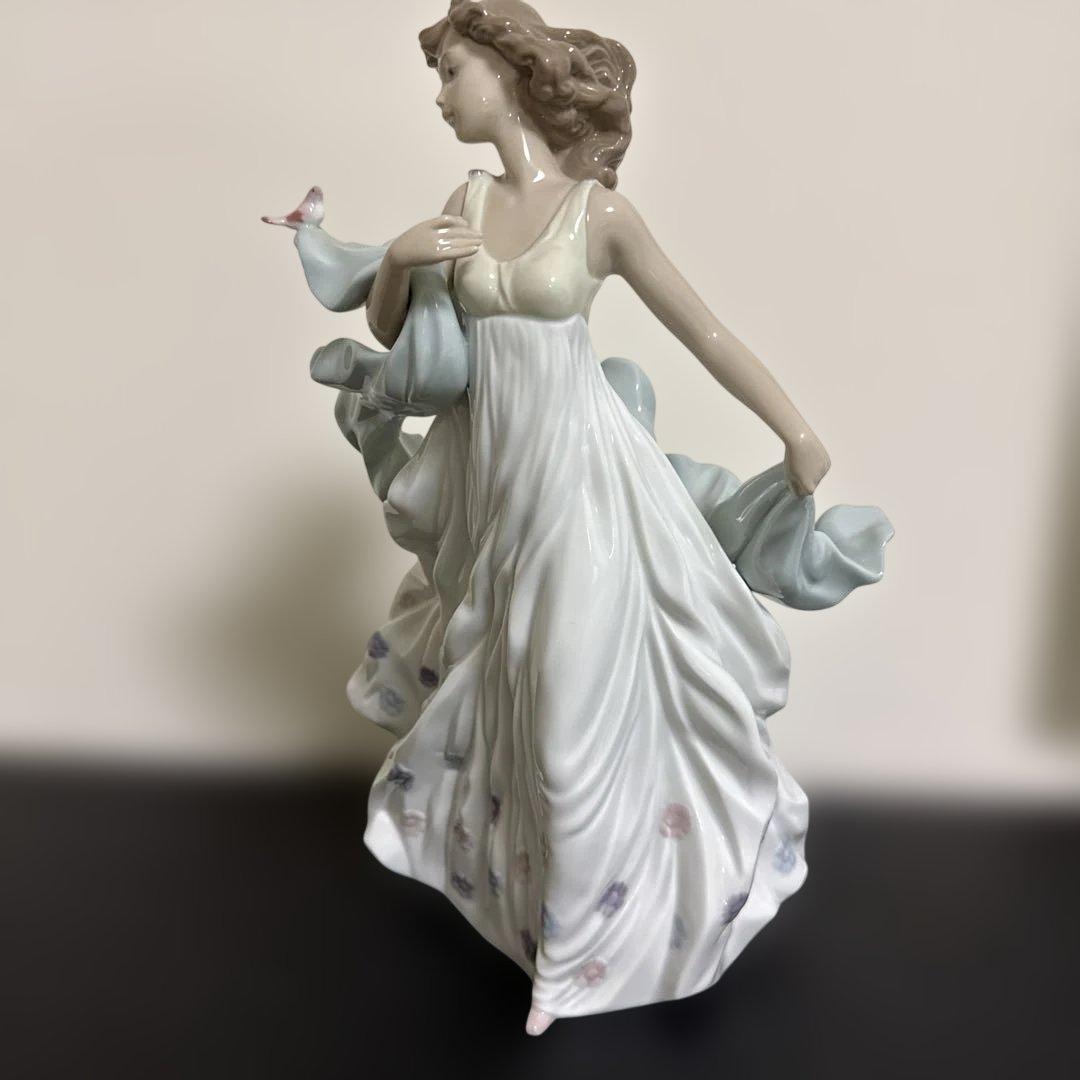 (整理番号228)LLADRO リヤドロ フィギュリン 夏のセレナーデ
