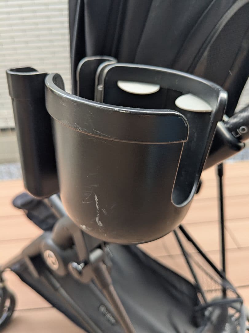 パフ様　cybexメリオカーボン ムーンブラック gold 003
