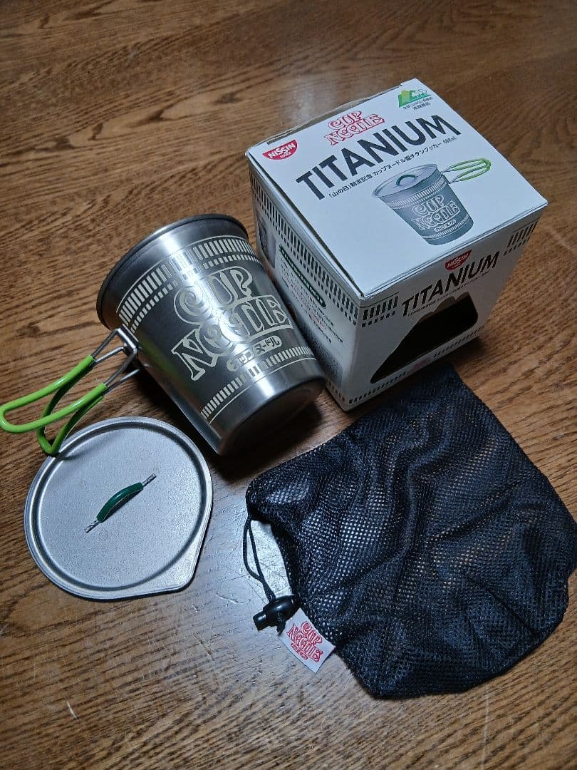 ラスト割引となります。 山の日限定カップヌードル型チタンクッカー 800ml