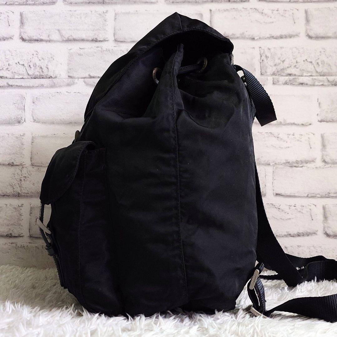 プラダ リュックサック 三角ロゴ ブラック ナイロン バックパック 巾着