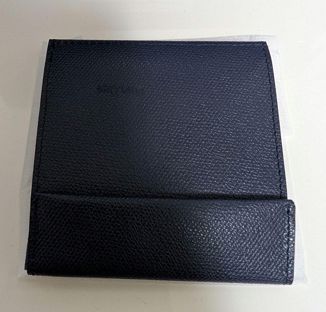 abrAsus　薄型二つ折り財布
