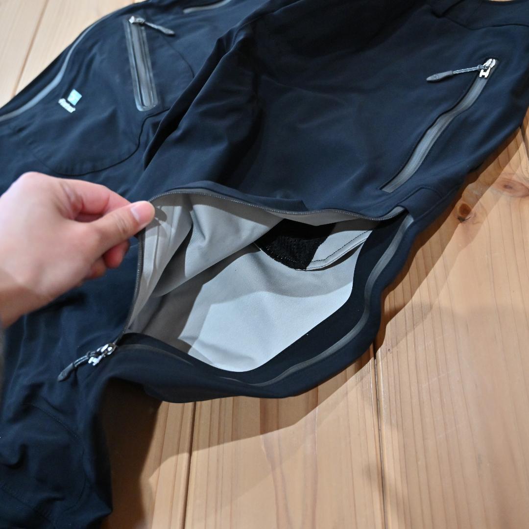 【美品】finetrack エバーブレス スノーライン レディース M ブラック